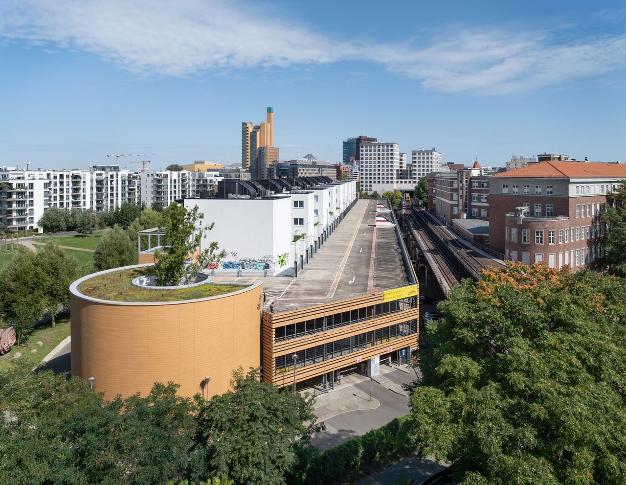 Parkhaus Schöneberger Ufer aus der Vogelperspektive